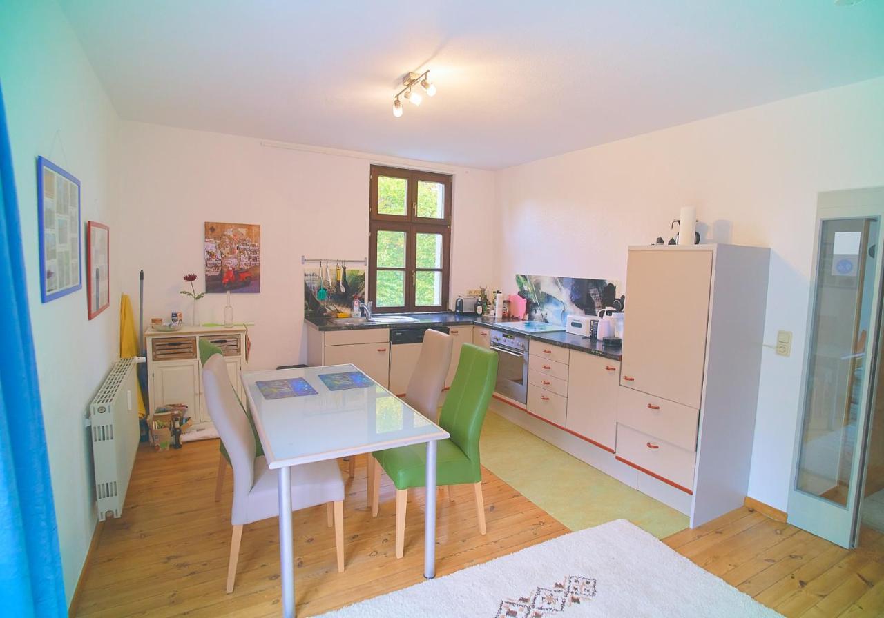 Im Grünen am Stadtrand Saarbrücken Exterior foto