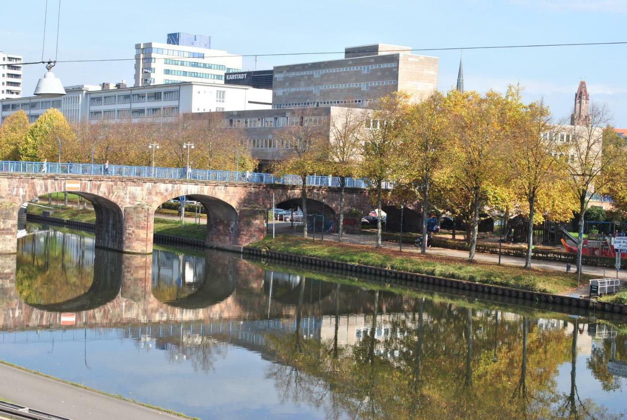 Im Grünen am Stadtrand Saarbrücken Exterior foto